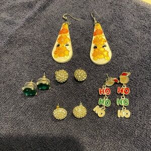 LOT - 5 Pairs pierced earrings